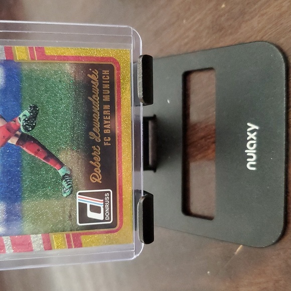 ROBERT LEWANDOWSKI 16-17 Donruss Soccer Gold Foil NO.39 F.C. Bayern Munich - Picture 3 of 6